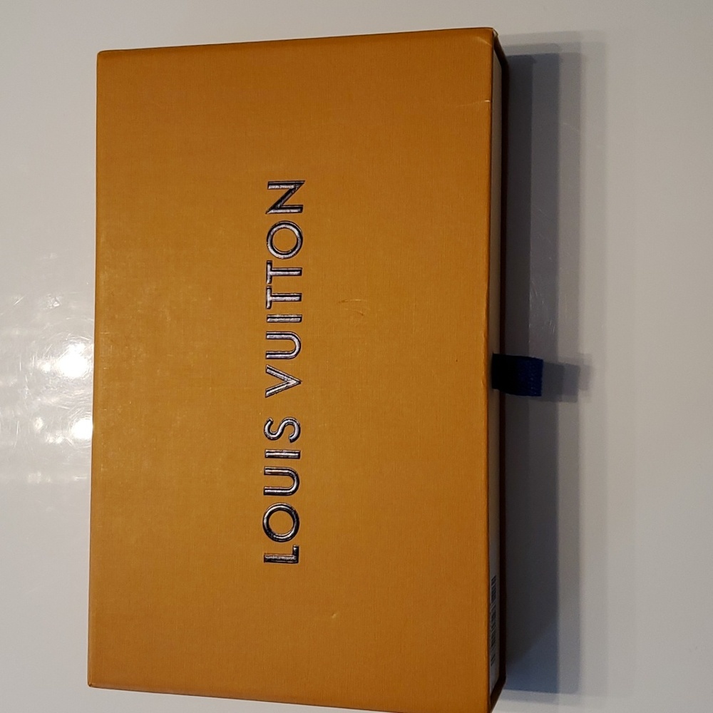 Sunglasses case